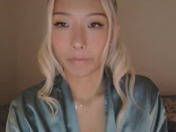 vivianwinters's chat room