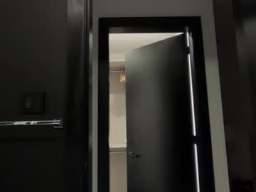 dollyrhodesss's chat room