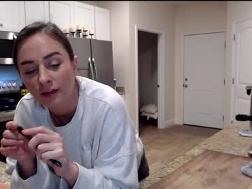 holihurricane's chat room