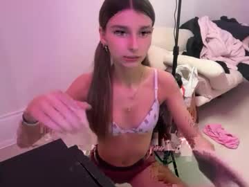 clairewalkerrr's chat room