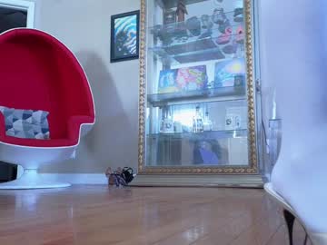 chroniclove's chat room