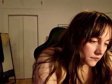 clover_tully's chat room