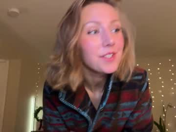 abbienextdoor's chat room