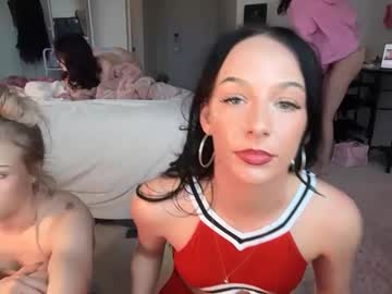 kendallmonroee's chat room