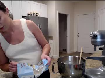 holihurricane's chat room