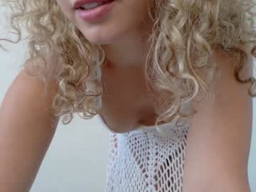 theislandgirl's chat room