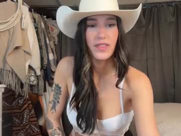 ella2sweet's chat room