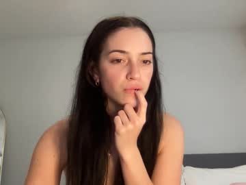 elenalovexxx's chat room
