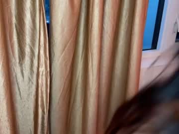 kulitoputi's chat room