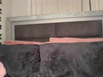 sophiasecretsx's chat room