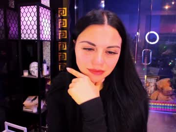 alma_pearl's chat room