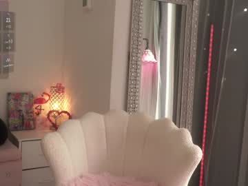 mysticxkitty's chat room