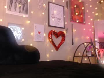 milf_lacey's chat room