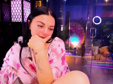 alma_pearl's chat room