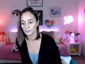 holihurricane's chat room