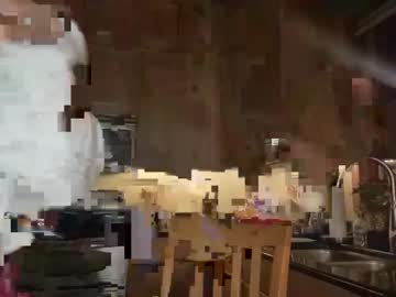 laylakitten4's chat room