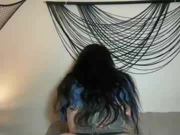 luxcher22's chat room