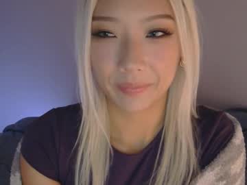 vivianwinters's chat room