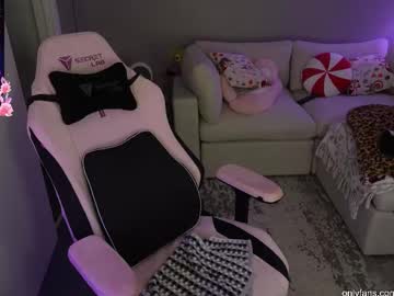 sabrinasarcade's chat room