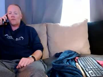 frecklefreaks2025's chat room