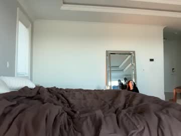 lilybrown07's chat room