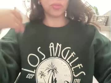 heknowalexa's chat room