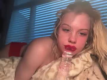 lunarose17's chat room