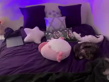 averyyy333's chat room