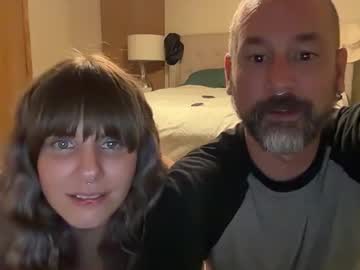 jileenaveale17's chat room