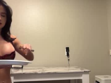 camilaaa15's chat room