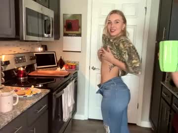 luv_birds's chat room