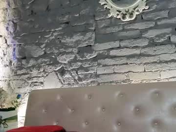 vixvixenn's chat room