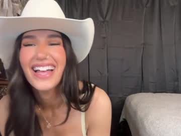 ella2sweet's chat room