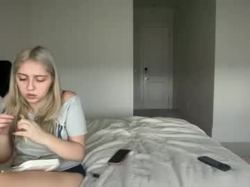 kendallmonroee's chat room