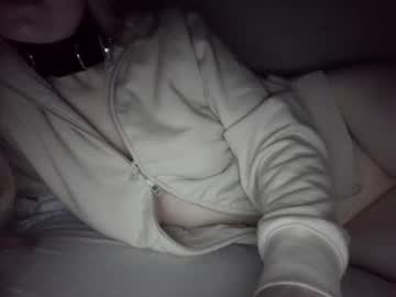 missflood's chat room