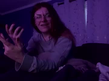 intothewoodswego's chat room