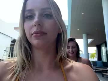 itsmealexisrae's chat room