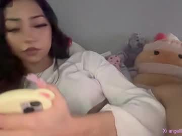 angelllsworlddd's chat room