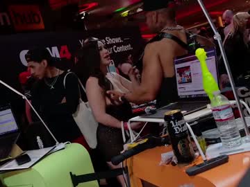 bunnydollstella's chat room