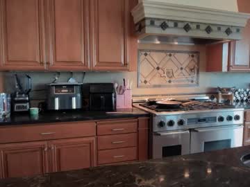 lunarose17's chat room