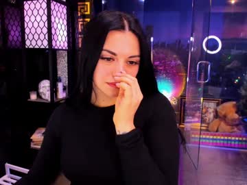 alma_pearl's chat room