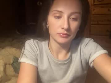 mysteriousmadam_'s chat room