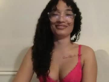 rosalinatoosexy's chat room