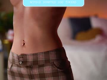 newchloe18's chat room