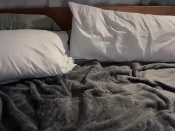 little_lies's chat room