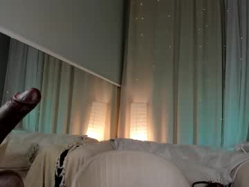 honeymoann's chat room