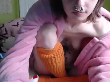 devilg1rl's chat room