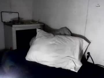 firsttime_freak's chat room