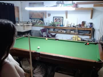 rosegold18's chat room