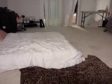 kendallmonroee's chat room